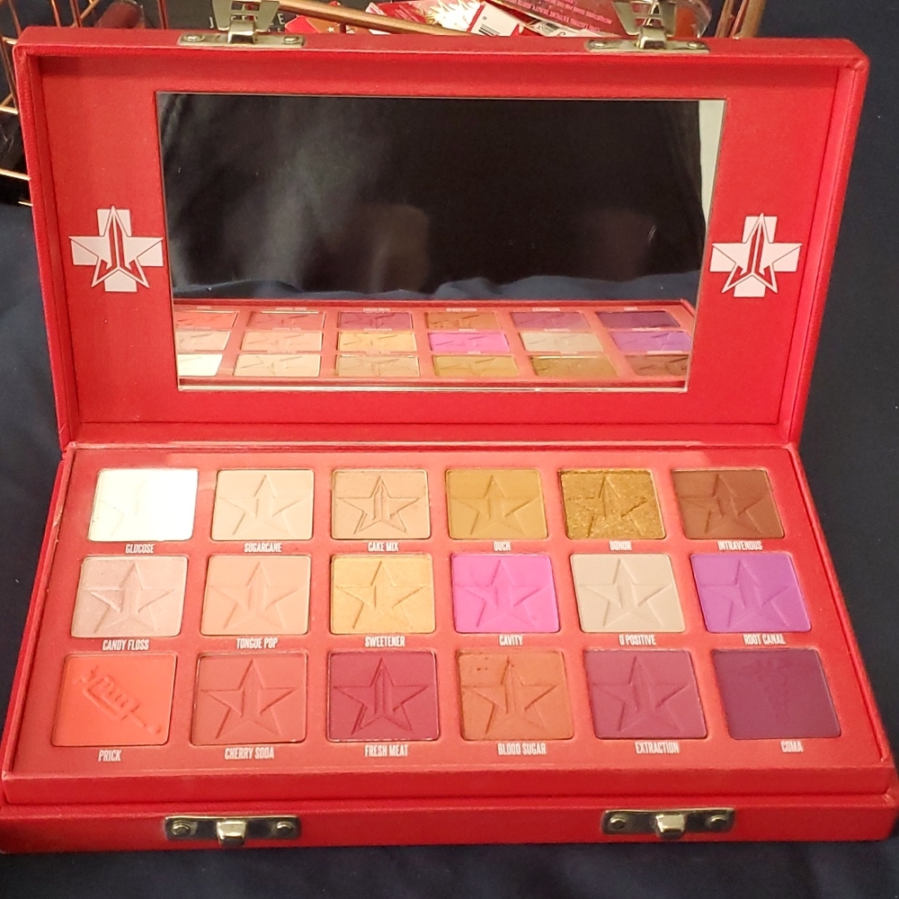 Eyeshadow pallet